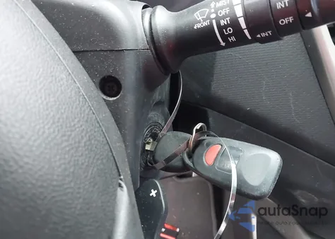 2013 Hyundai Veloster Base W/Black из США, поврежденный, VIN KMHTC6AD5DU093486